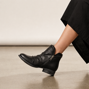 Julie - Eleganckie Buty z Zamkiem