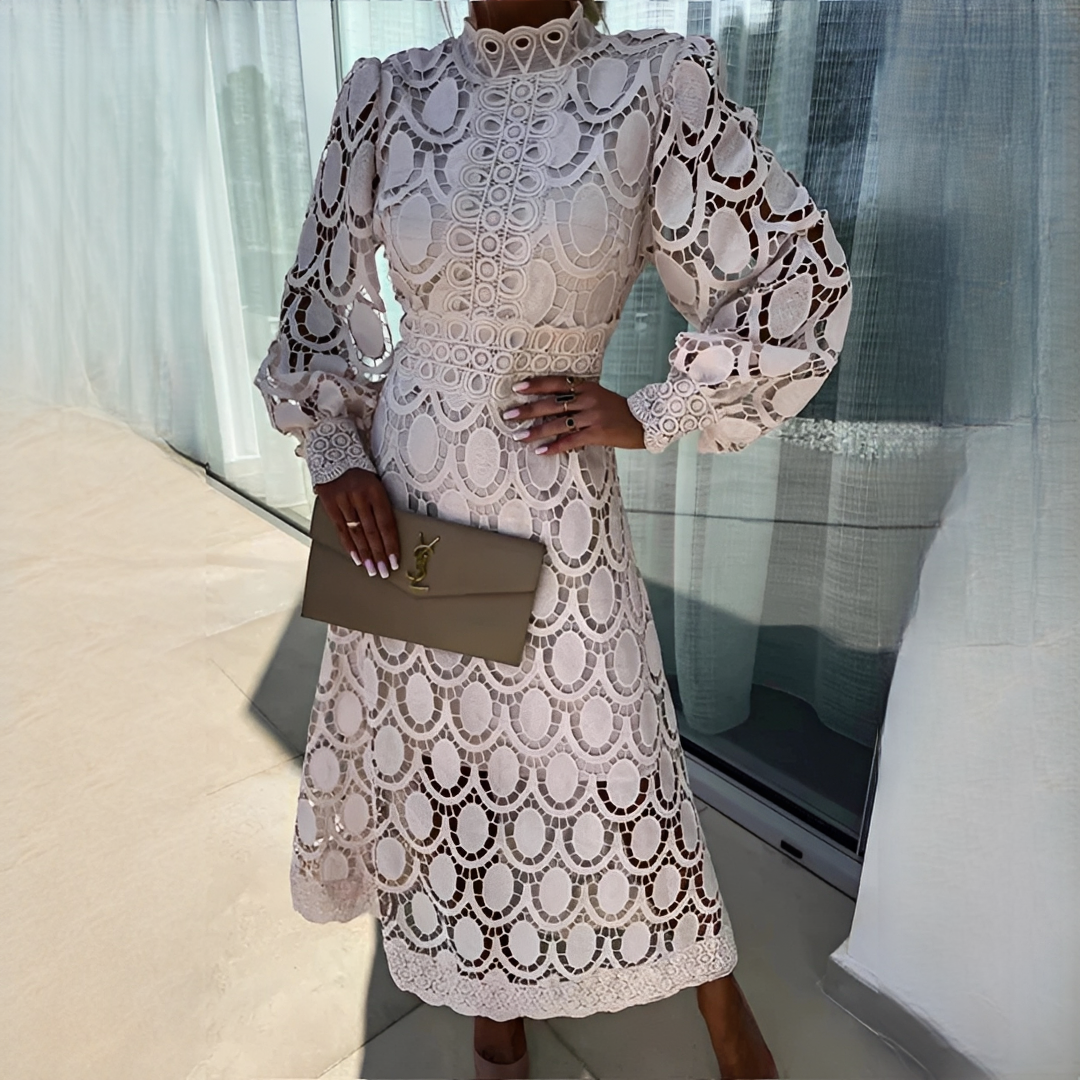 Malea - Elegancka Sukienka z Koronką