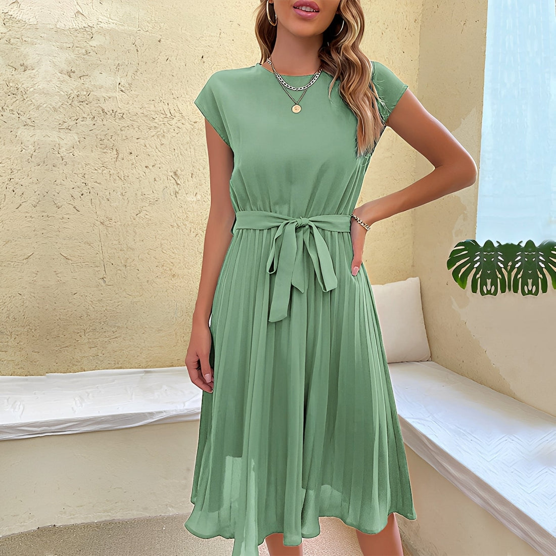 Aimee - Elegancka sukienka z plisami