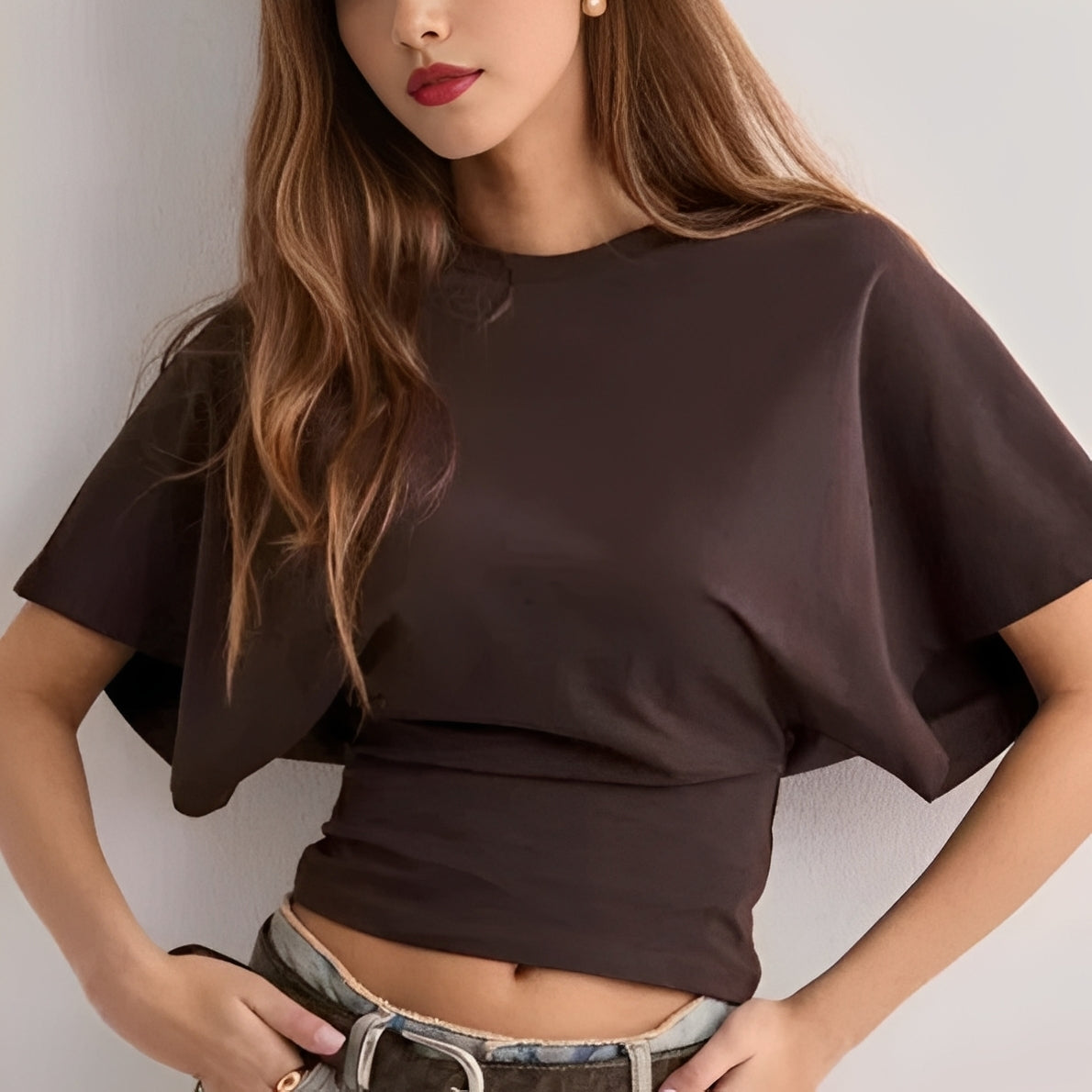 Maggy - Stylowy T-shirt z szerokimi rękawami