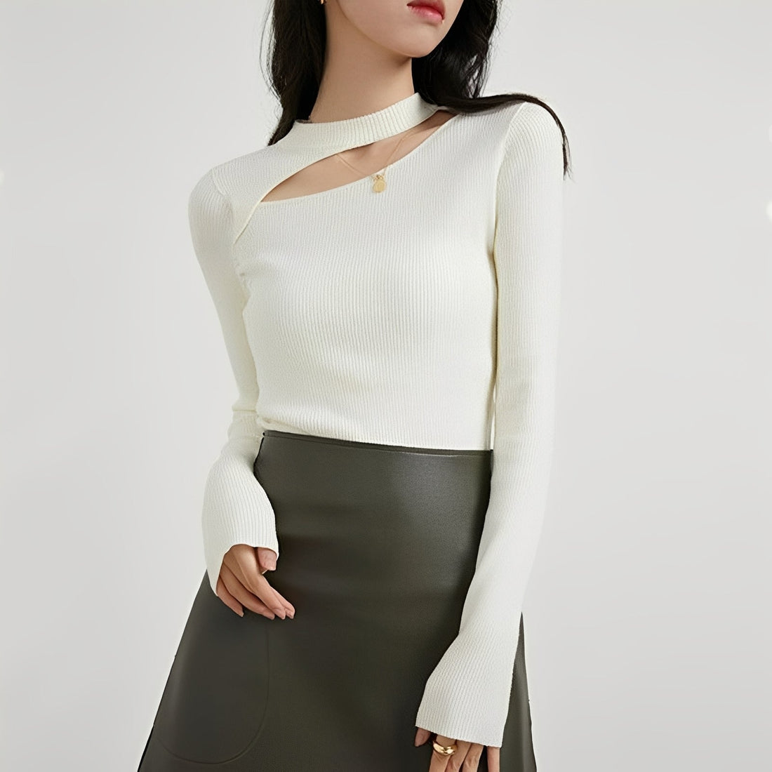 Kiarra - Stylowy asymetryczny top