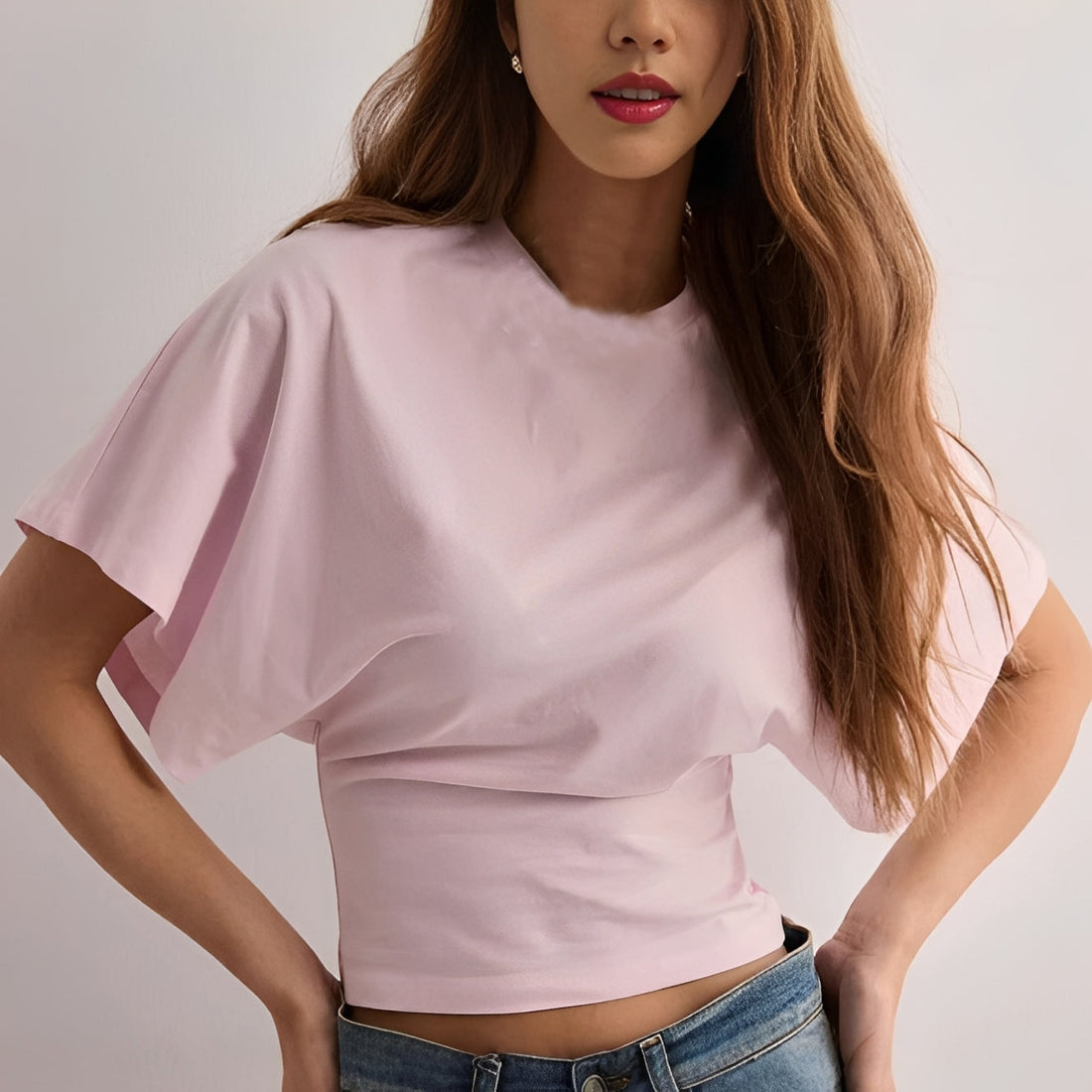 Maggy - Stylowy T-shirt z szerokimi rękawami