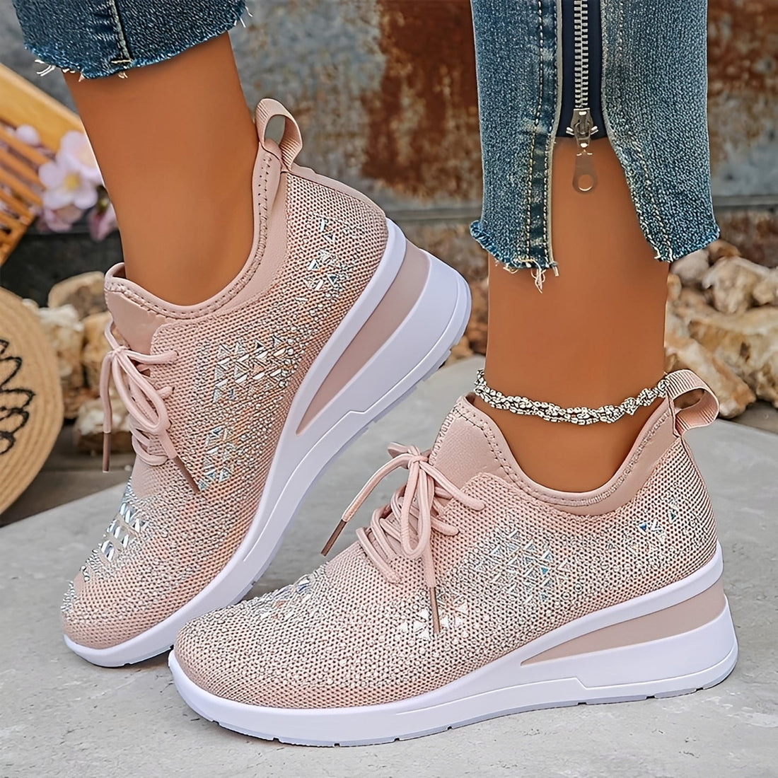 Elodie - Nowoczesne Wygodne Sneakersy z Kryształowymi Elementami
