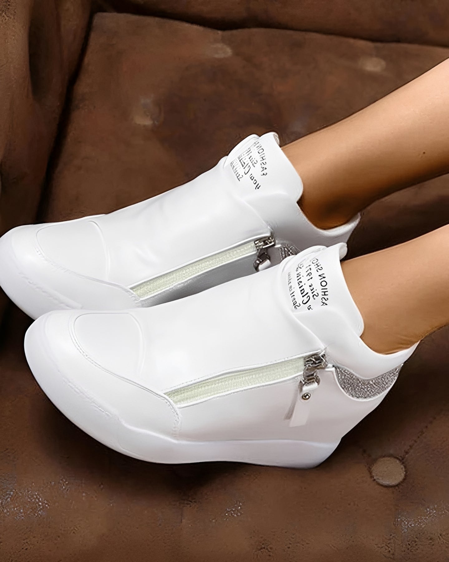 Vanessa - Nowoczesne Wysokie Buty na Koturnie
