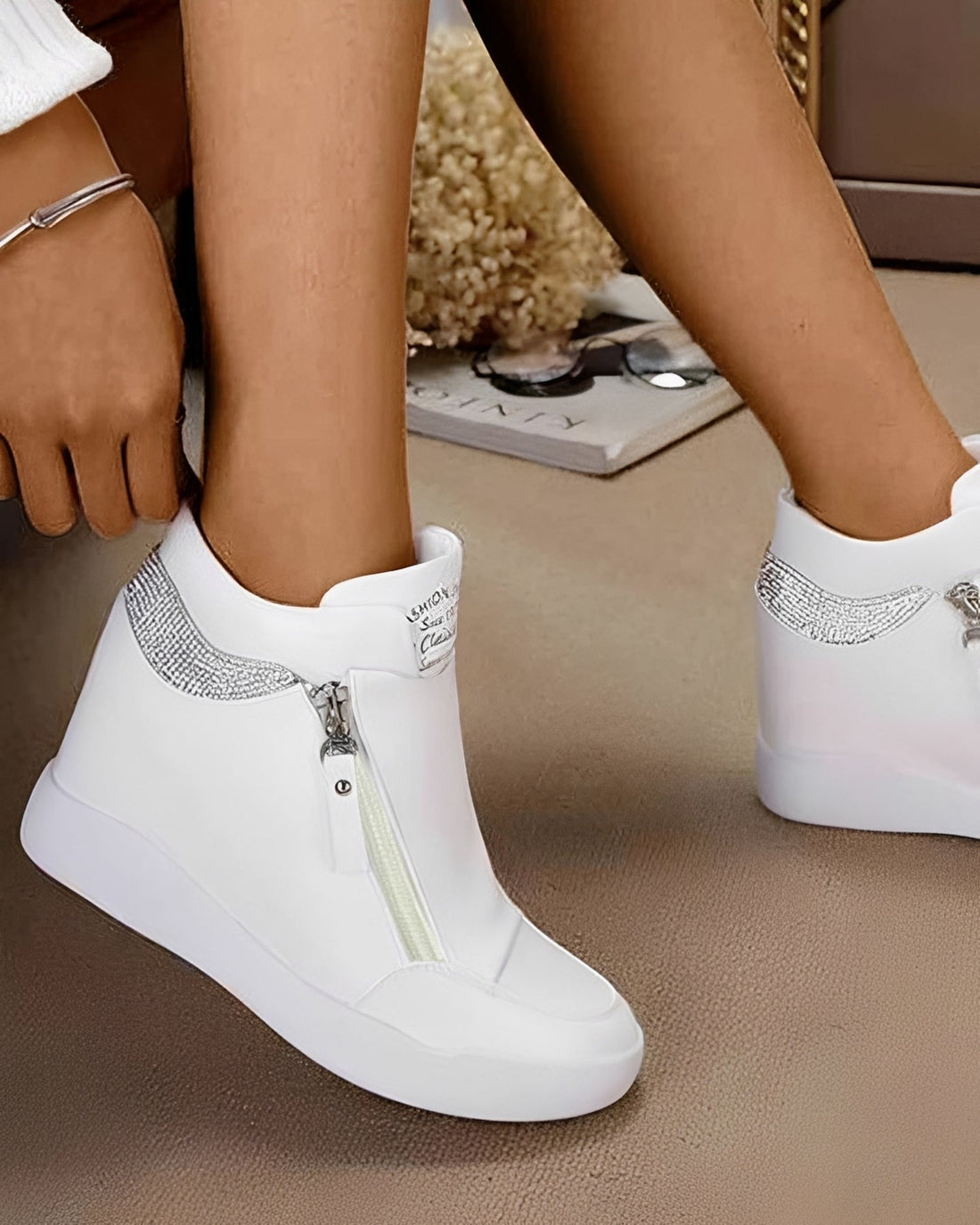 Vanessa - Nowoczesne Wysokie Buty na Koturnie